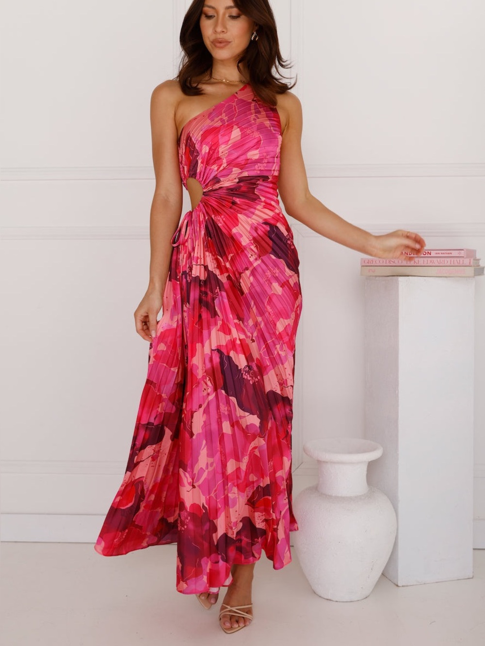 Hello Molly Rose Floral Quartz One Shoulder Satin Maxi Dress Pink small